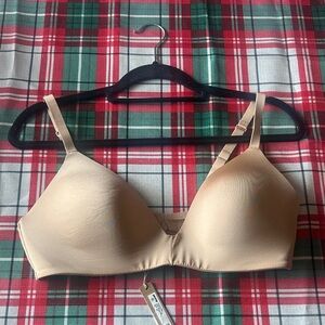 SKIMS Nude Bra 38C NWT